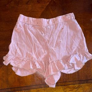 Satin dusty pink shorts with stars